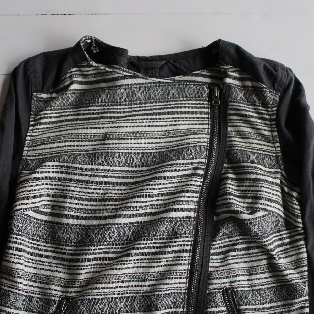 Grey Patterned Motorcycle Jacket - Picture 6 of 8